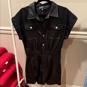 Black Short-Sleeve Women's Jacket